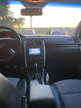 Mercedes-Benz B 200, снимка 4