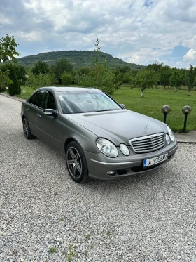 Mercedes-Benz E 320, снимка 3