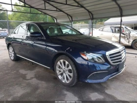 Mercedes-Benz E 300 * CARFAX * ОПЦИЯ ЗА ФИНАНСИРАНЕ * , снимка 1