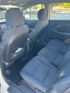 Kia Carens 1.7 CRDI Android auto, снимка 8