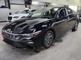     Hyundai Elantra * CARFAX *   