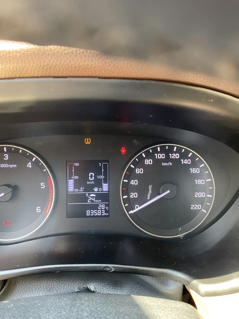 Hyundai I20 1.4GRDI-83579км НАВИ-AKTIV FUL TOP, снимка 14 - Автомобили и джипове - 41262749