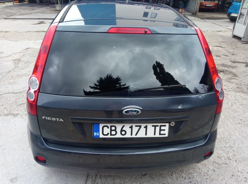 Ford Fiesta 1.2 i, снимка 4 - Автомобили и джипове - 47587236