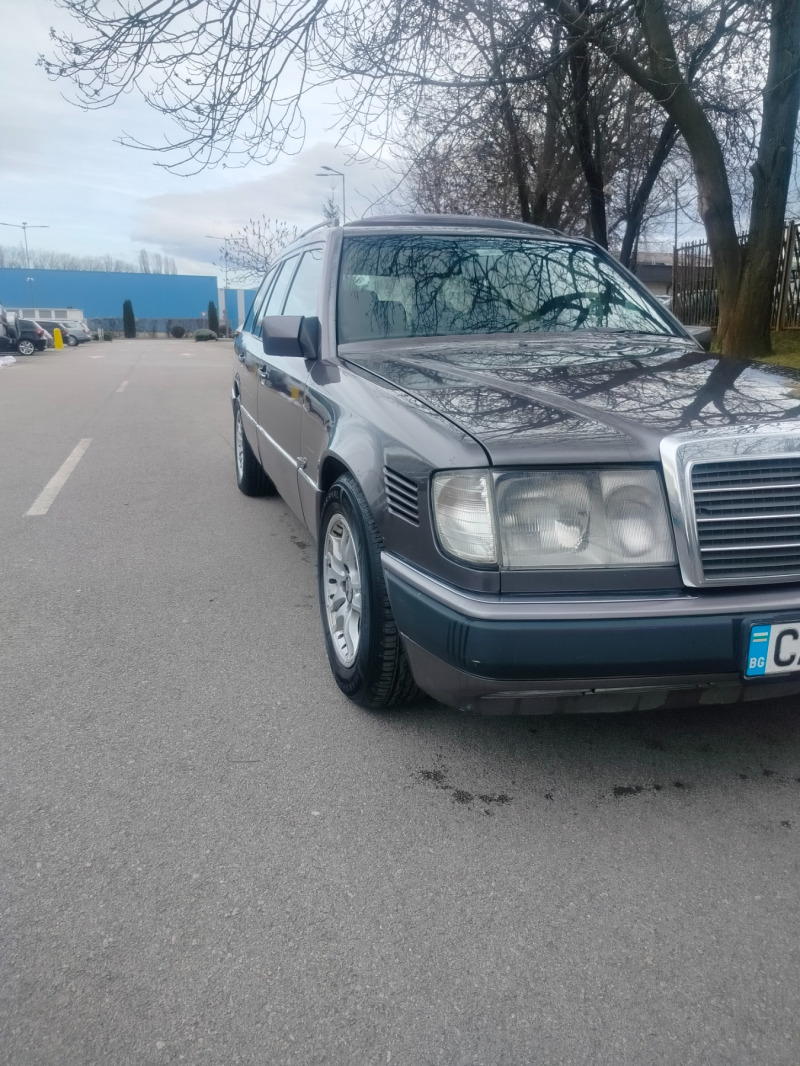 Mercedes-Benz 124, снимка 11 - Автомобили и джипове - 45933115