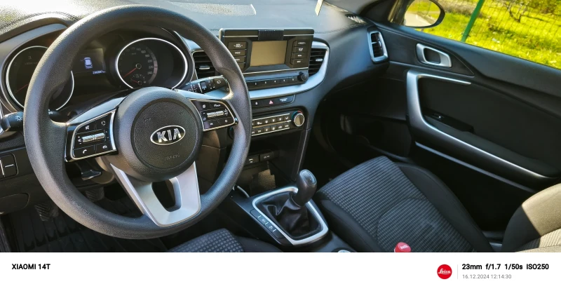 Kia Ceed 1.6d, снимка 8 - Автомобили и джипове - 48396773