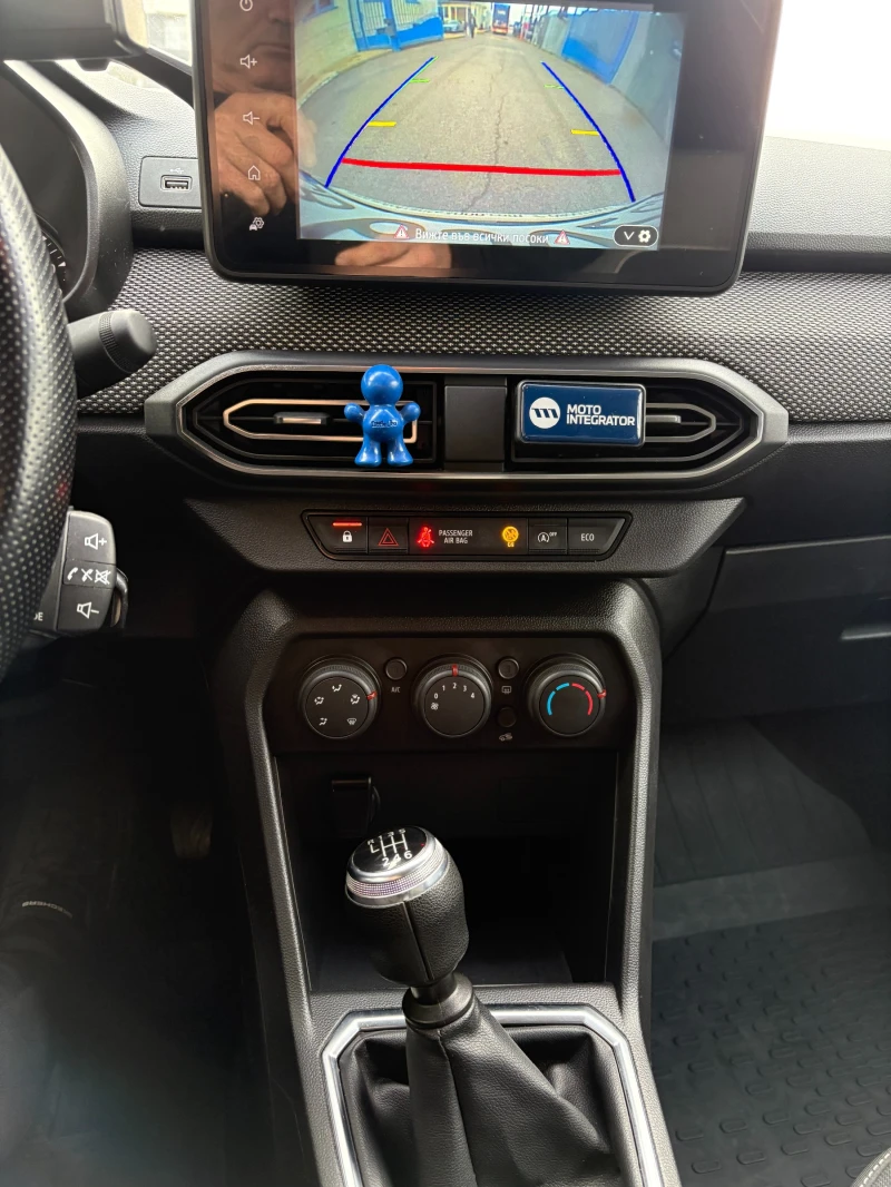 Dacia Logan 1.0 ECO G , снимка 12 - Автомобили и джипове - 51994301