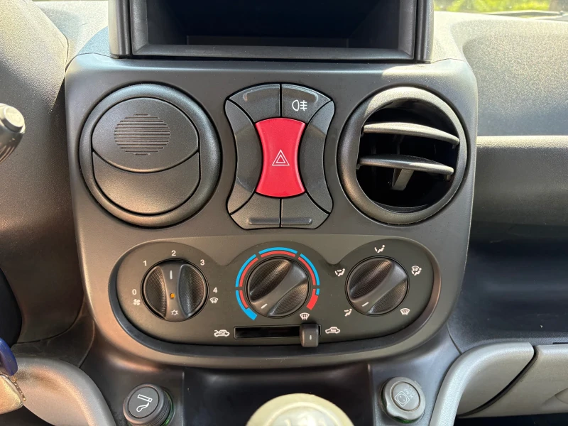 Fiat Doblo 1.9jtd 120hp Италия, снимка 11 - Автомобили и джипове - 50846895