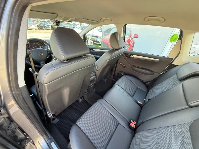 Mercedes-Benz A 170 АВТОМАТИК* BLUETOOTH* ПАРКТРОНИК* ТОП СЪСТОЯНИЕ, снимка 11 - Автомобили и джипове - 52637765