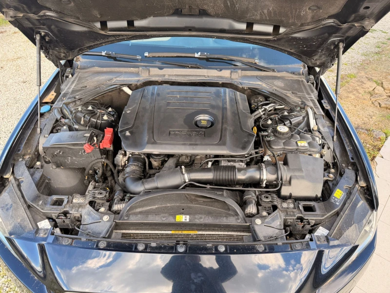 Jaguar XE 2, 0D, снимка 14 - Автомобили и джипове - 52775385