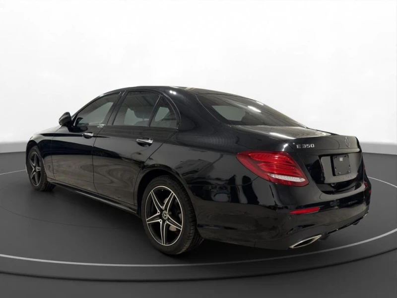 Mercedes-Benz E 350 * | AMG PKG | NIGHT PKG * CARFAX * БЕЗ ПЪРВОНАЧАЛН, снимка 8 - Автомобили и джипове - 52959876