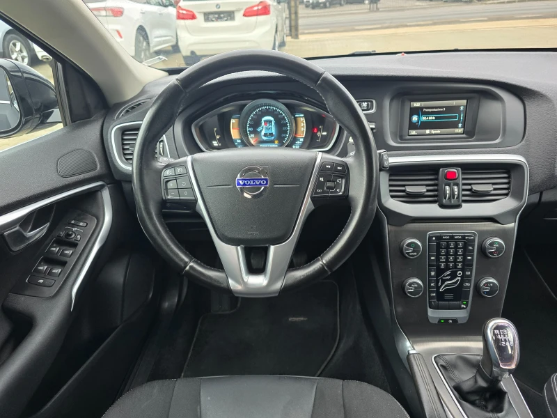 Volvo V40 1.6 D, 114к.с., Камера, 133062км.!, снимка 10 - Автомобили и джипове - 53291848