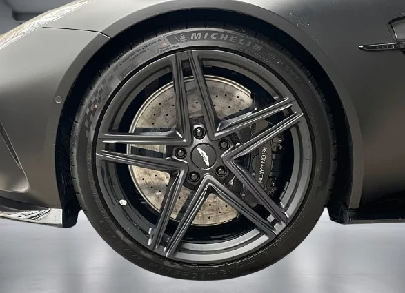 Aston Martin V8 Vantage = Carbon Ceramic Brakes = Гаранция - изображение 4