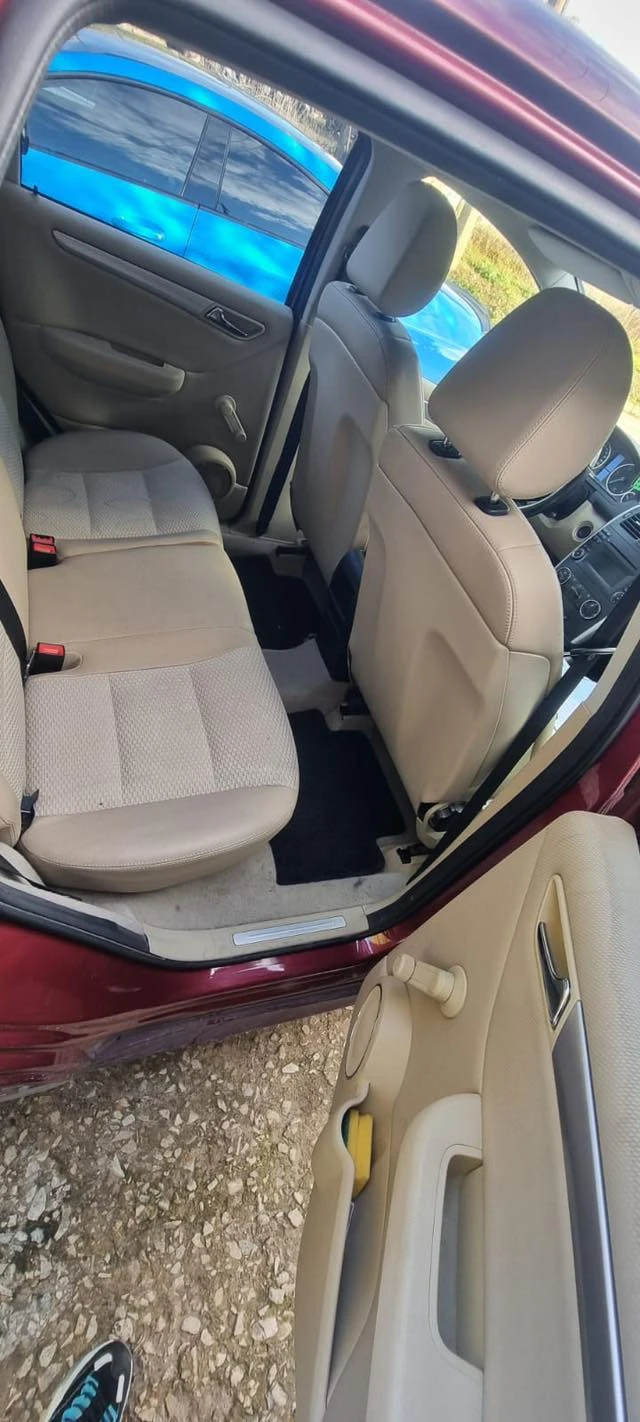 Mercedes-Benz A 180  - изображение 4