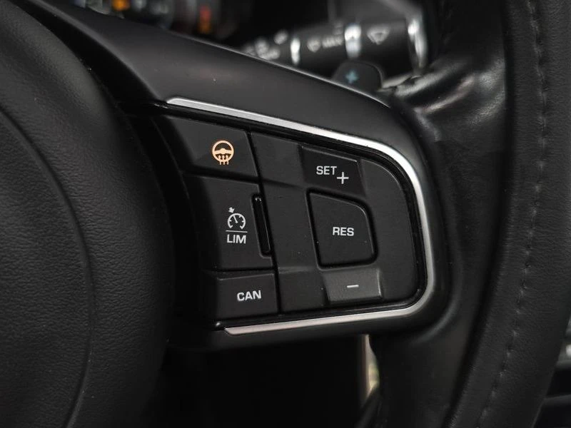 Jaguar Xf 2.0 Automatic, снимка 16 - Автомобили и джипове - 55926622