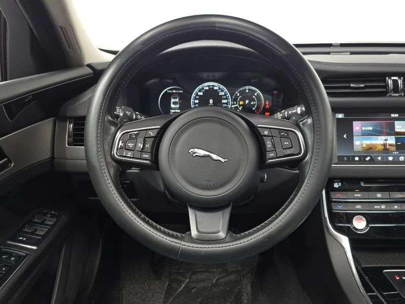 Jaguar Xf 2.0 Automatic, снимка 12 - Автомобили и джипове - 55926622