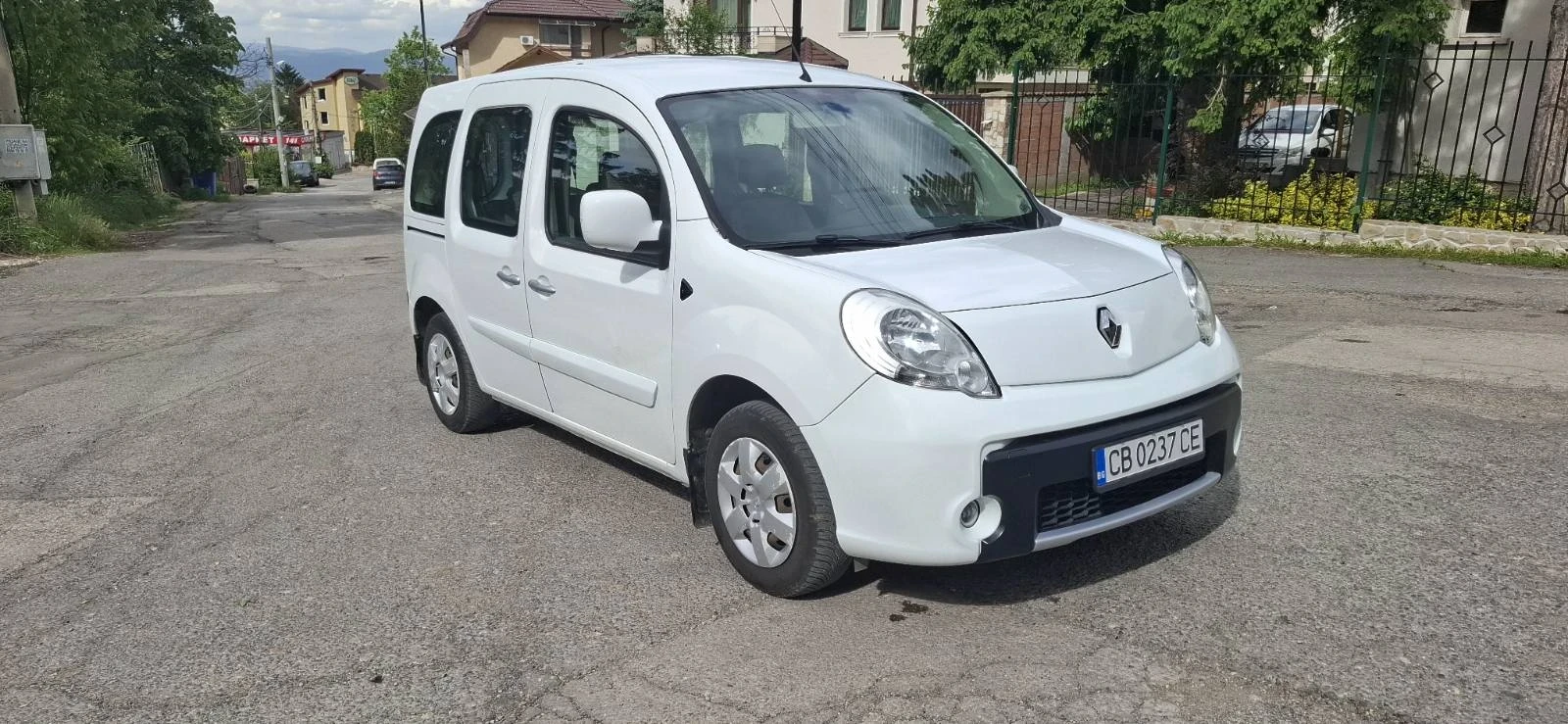 Renault Kangoo 1.5 DCI - изображение 2