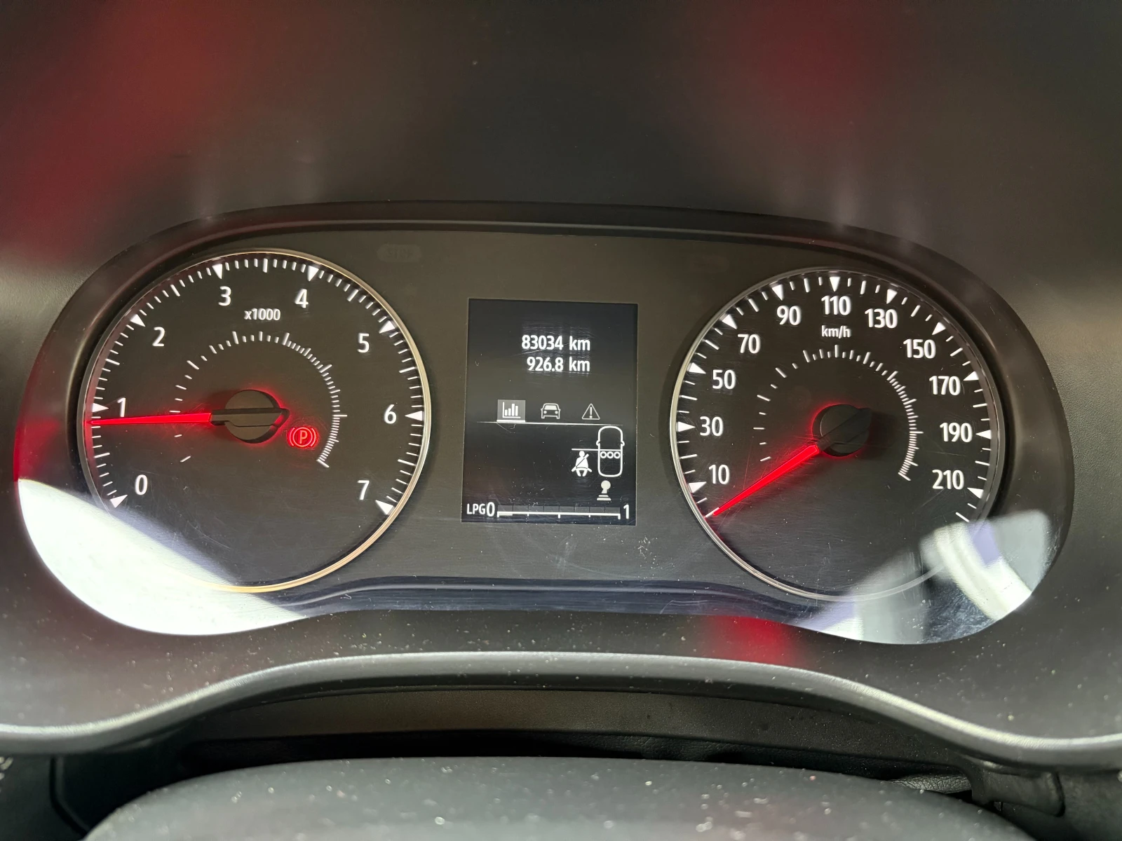 Dacia Logan 1.0 ECO G  - изображение 9