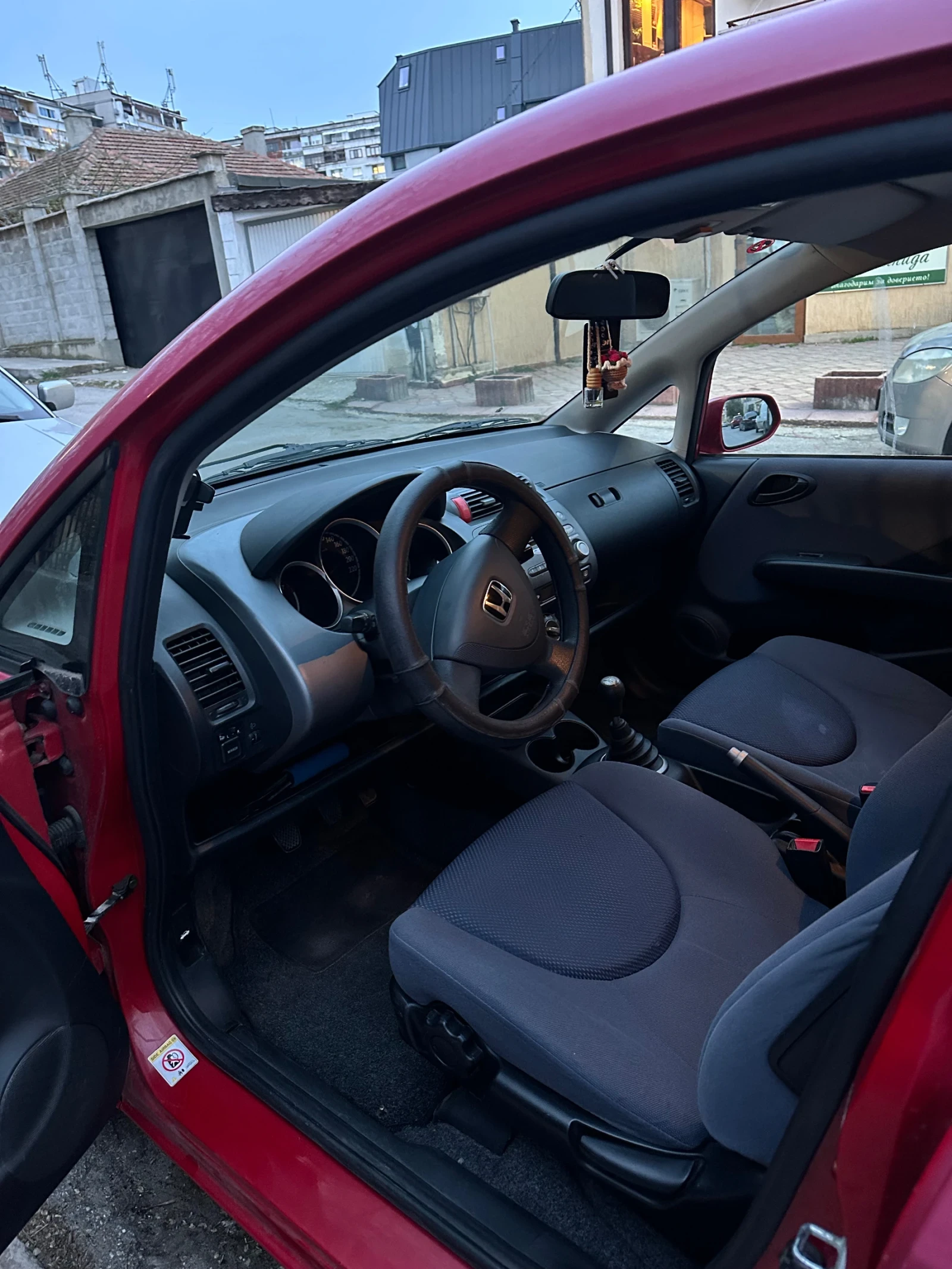 Honda Jazz  - изображение 10