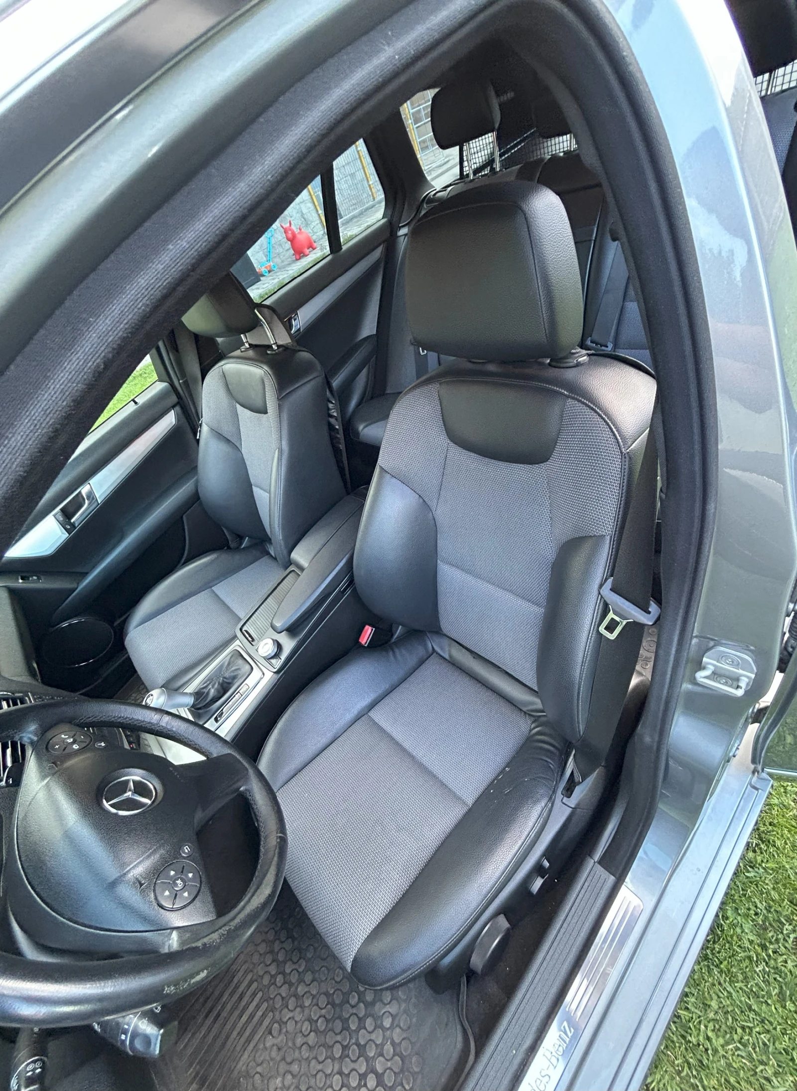 Mercedes-Benz C 200  - изображение 9