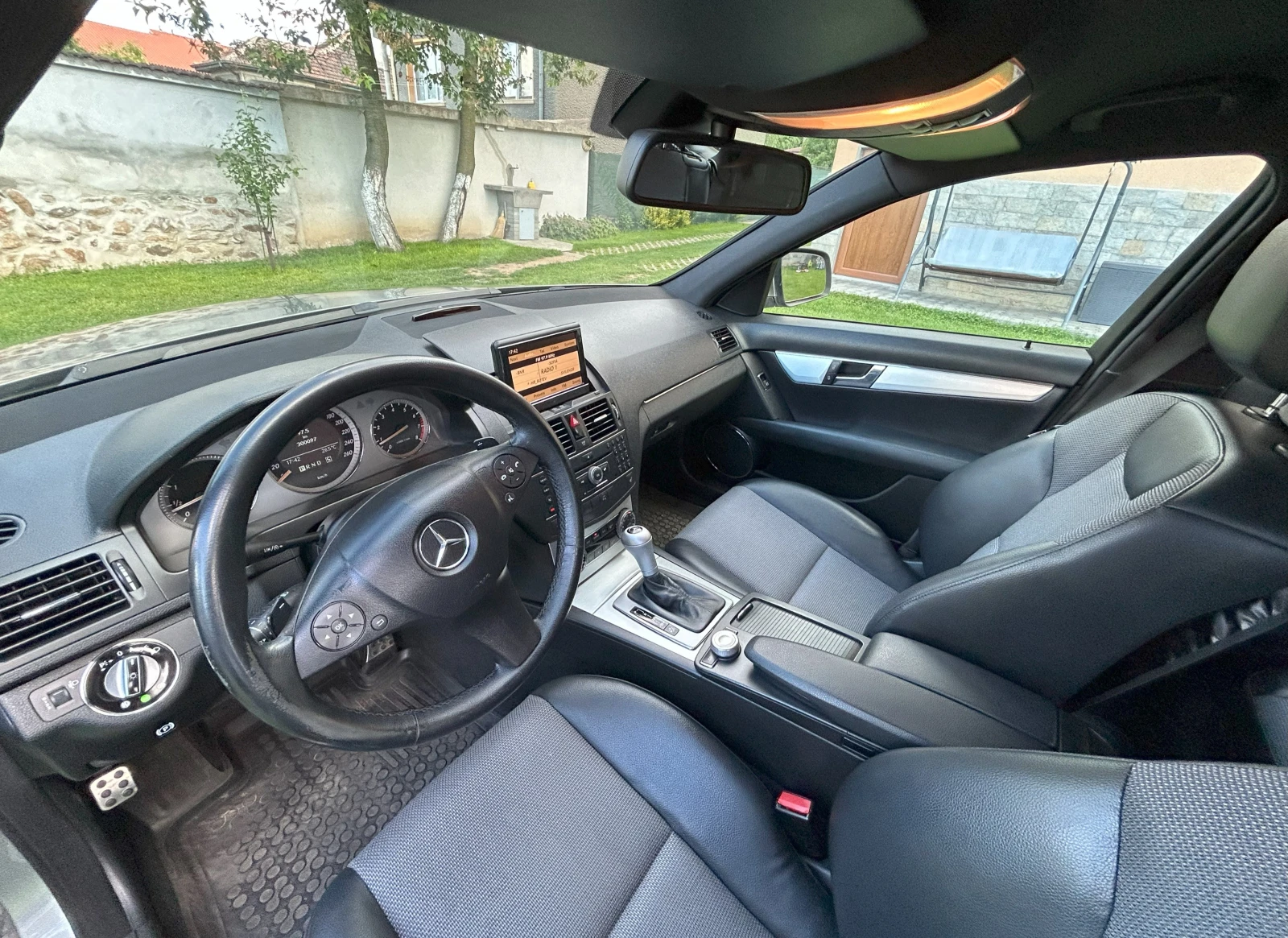Mercedes-Benz C 200  - изображение 10