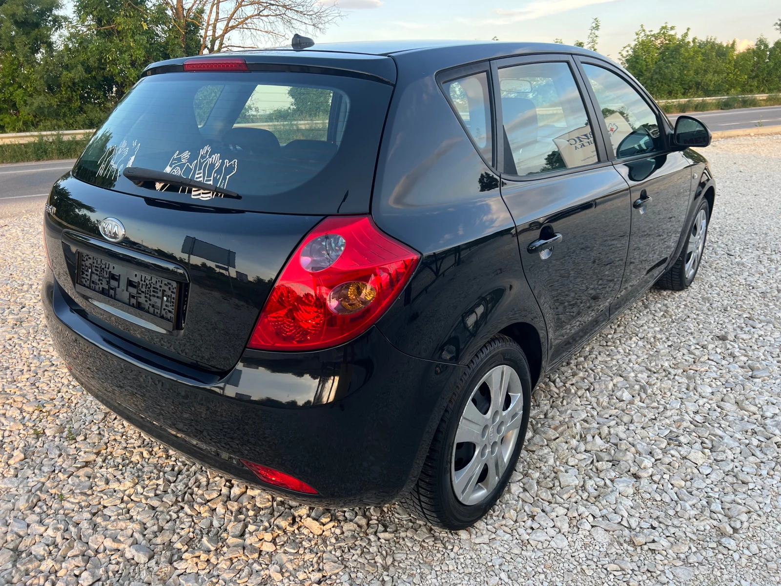 Kia Ceed 1.4i 16v-105p.s - изображение 3