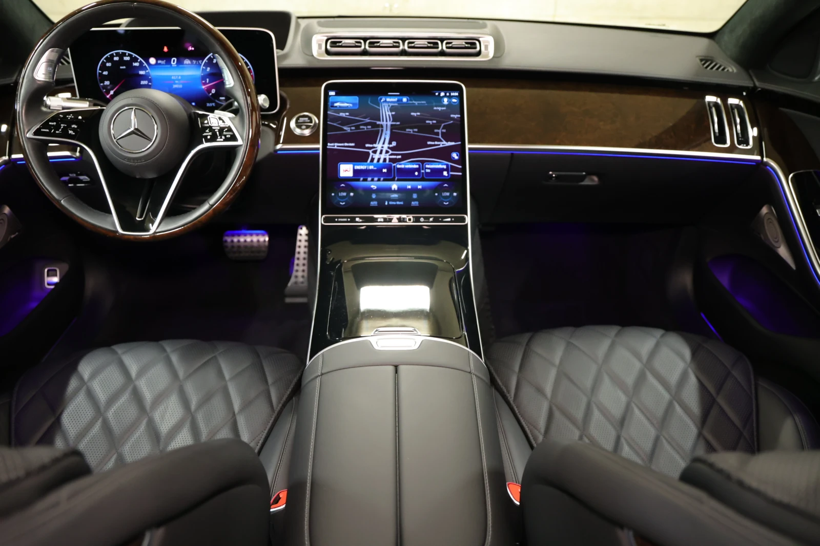 Mercedes-Benz S 580 Long AMG 3xTV Ексклузив Вентилация Масаж Панорамa - изображение 9