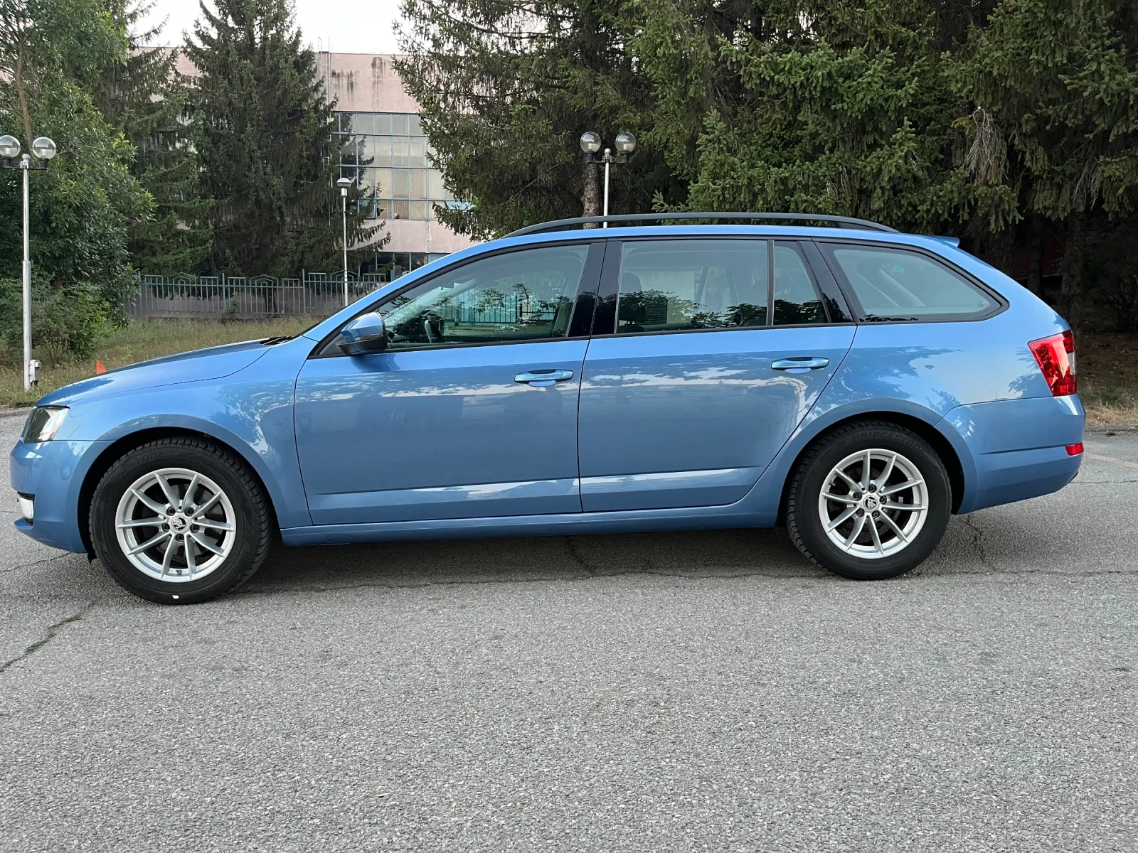 Skoda Octavia 1.4 CNG - изображение 2
