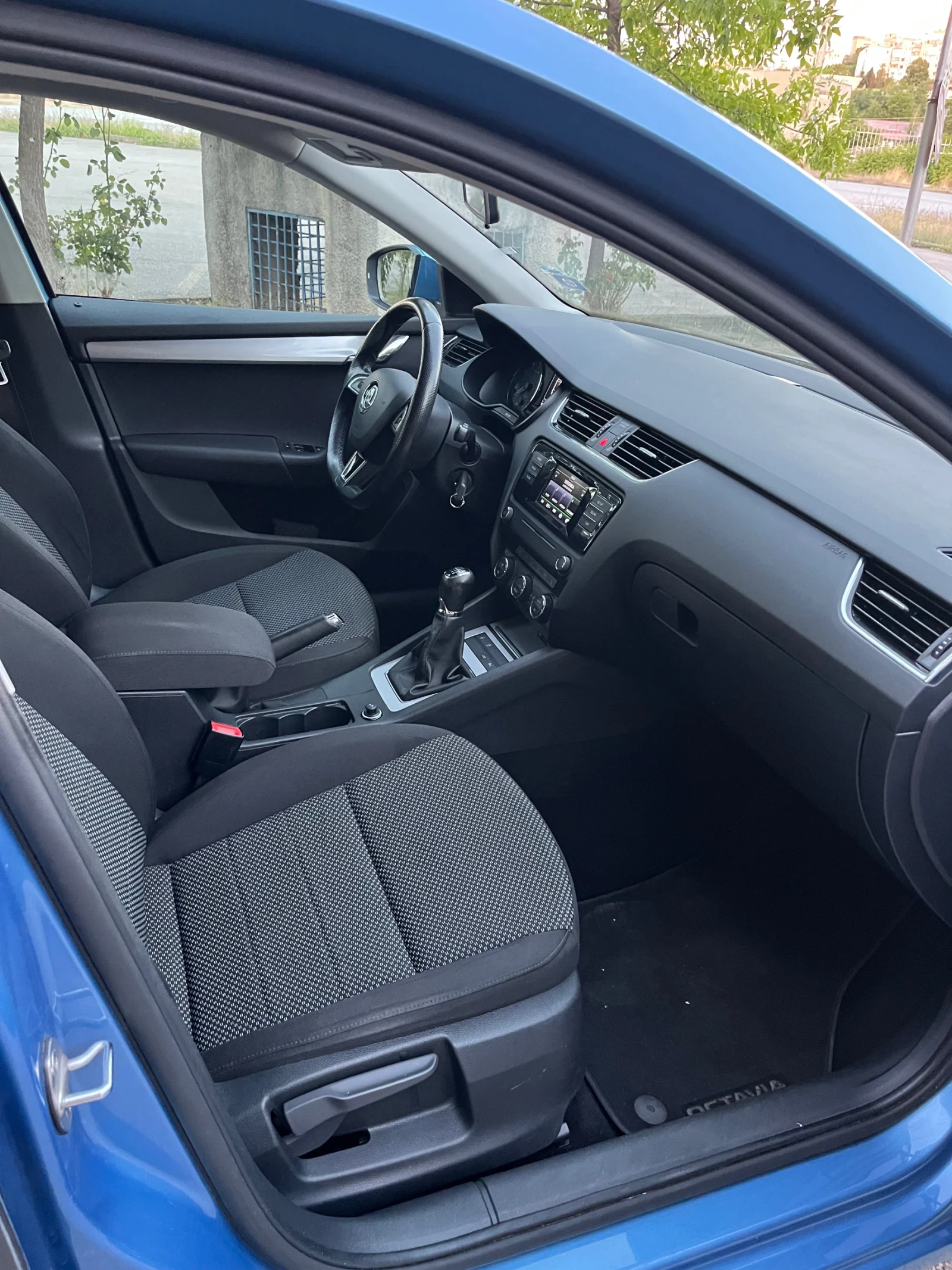 Skoda Octavia 1.4 CNG - изображение 8
