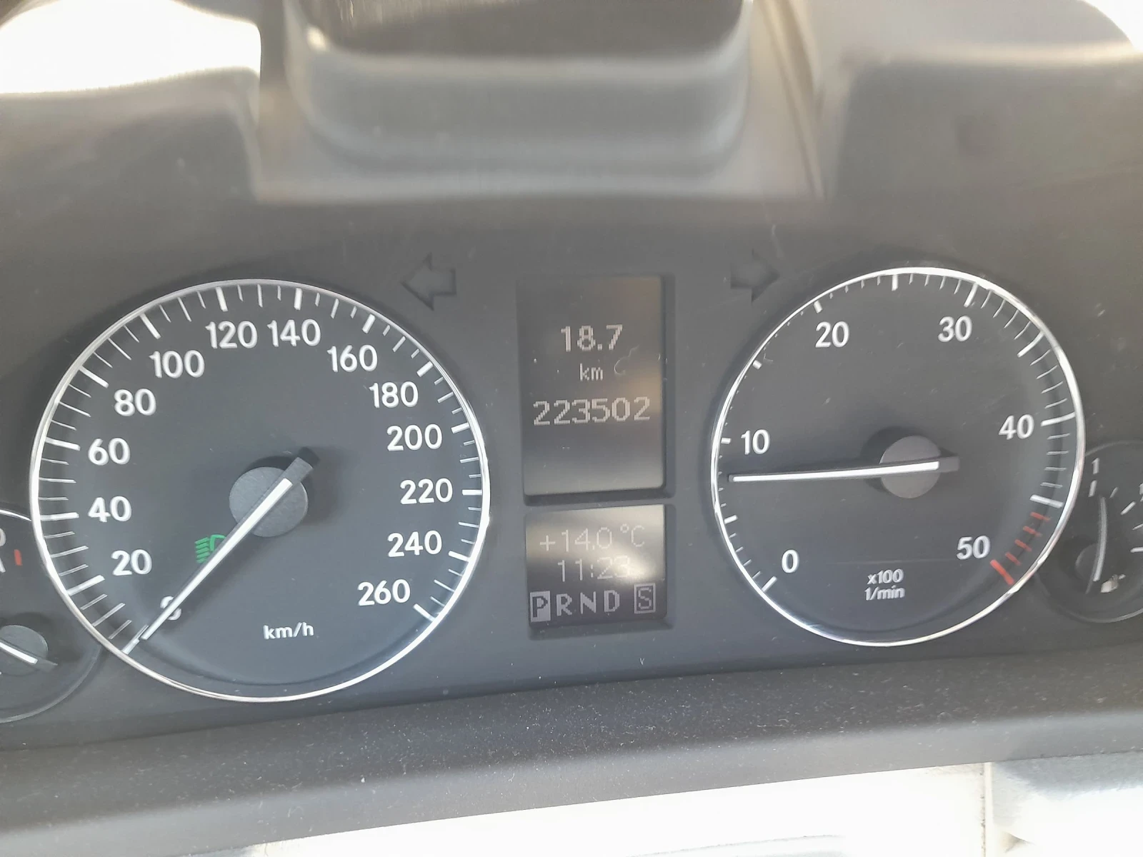 Mercedes-Benz C 220  - изображение 6