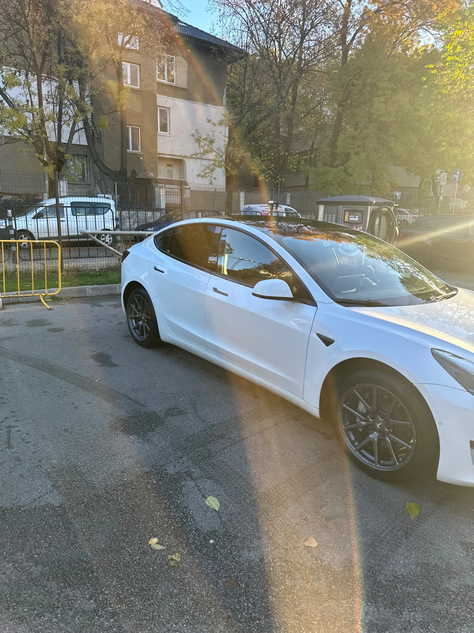 Tesla Model 3 SR+ гаранция на батерията до 2028 - изображение 5