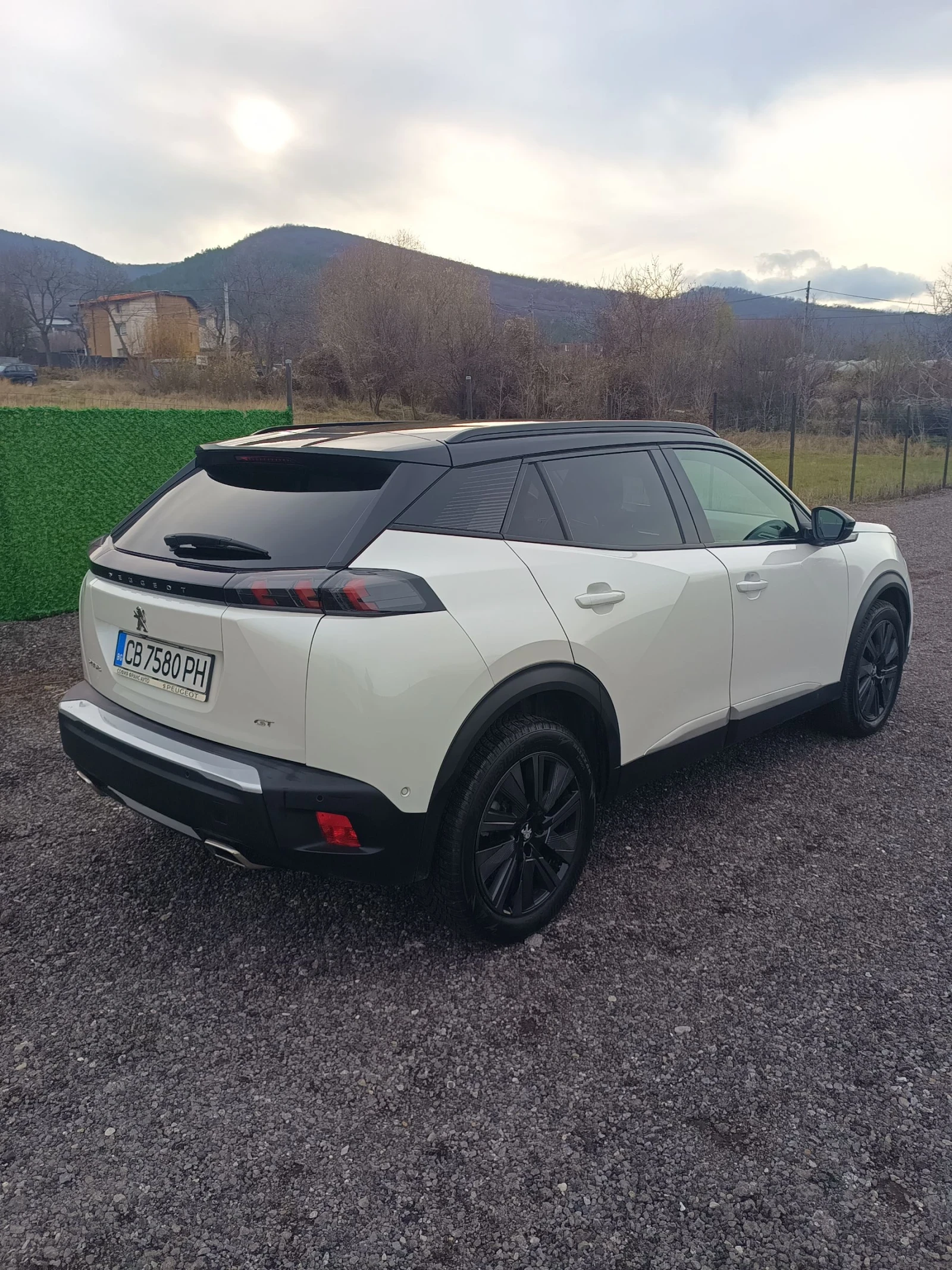 Peugeot 2008 2008 SUV GT 1.2 Pure Tech 155 EAT8, снимка 5 - Автомобили и джипове - 54347246