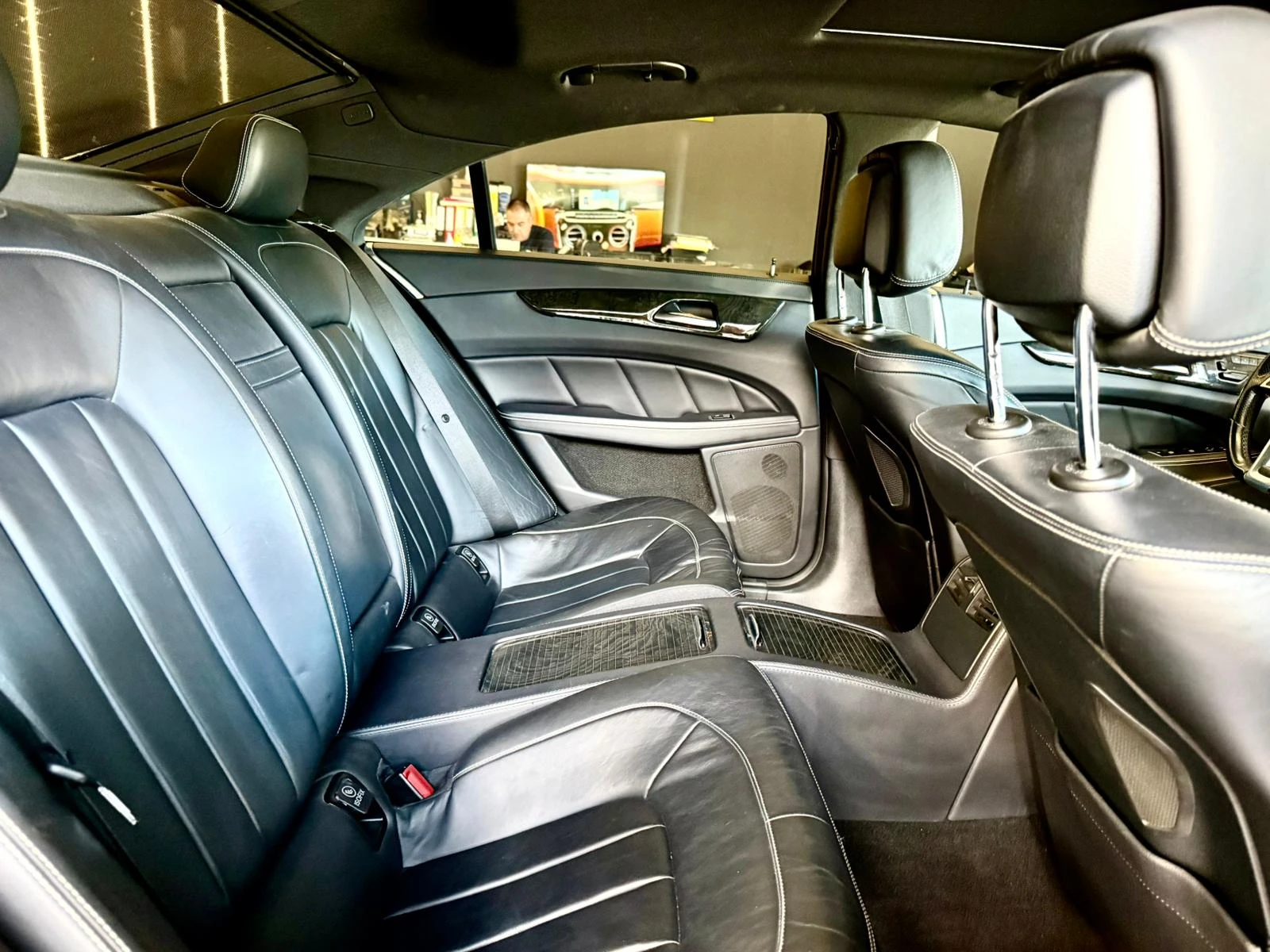 Mercedes-Benz CLS 550  4Matic* Harman* ��������* ������ | Mobile.bg � ����������� 12