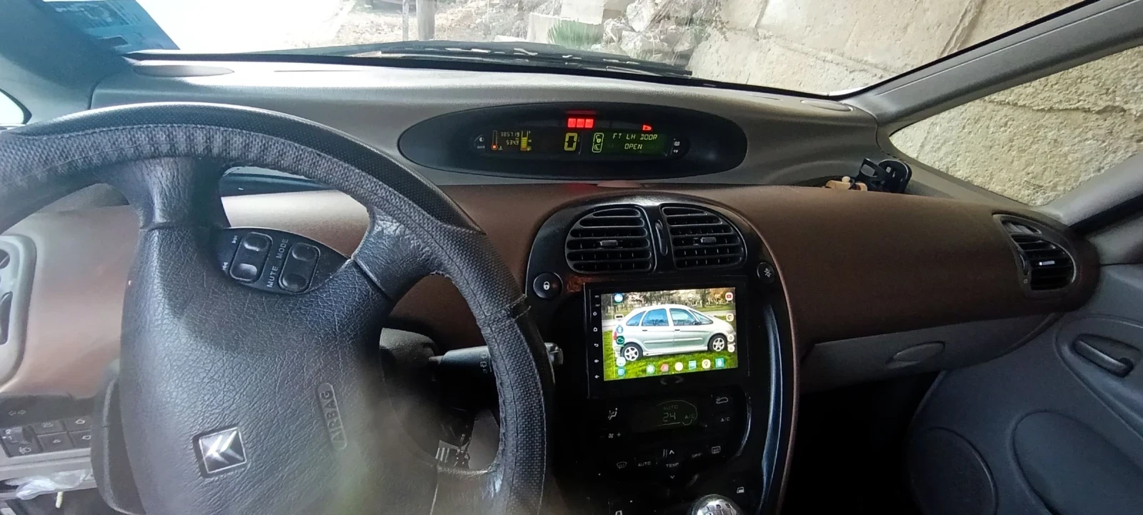 Citroen Xsara picasso 2.0 hdi, снимка 6 - Автомобили и джипове - 53748866