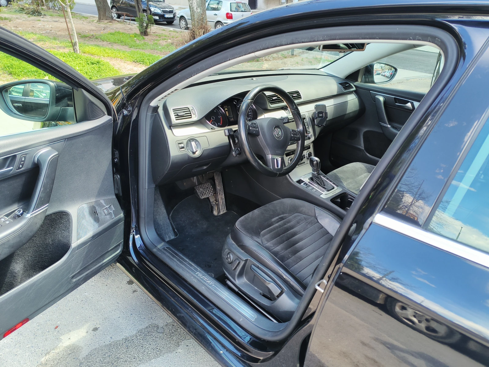 VW Passat 2.0TDI 170hp Highline 4Motion N1, снимка 10 - Автомобили и джипове - 54125544