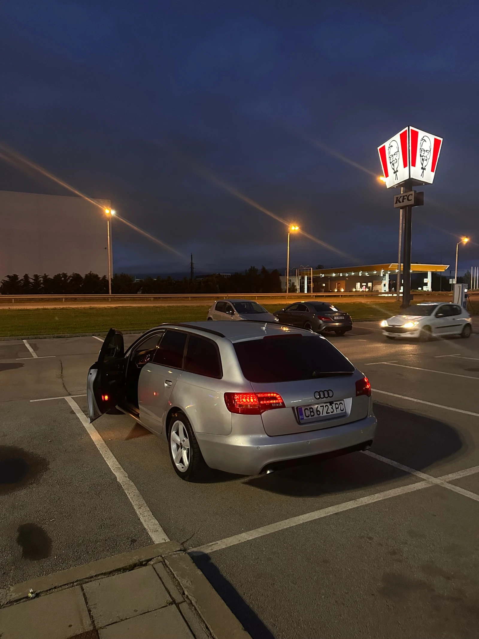 Audi A6 3.0 TDI, снимка 5 - Автомобили и джипове - 54584413