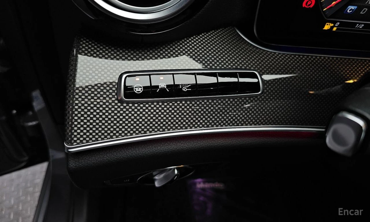 Mercedes-Benz E 350 4MATIC* AMG* BURMESTER* DISTRONIC* CARBON* ����� | Mobile.bg � ����������� 17