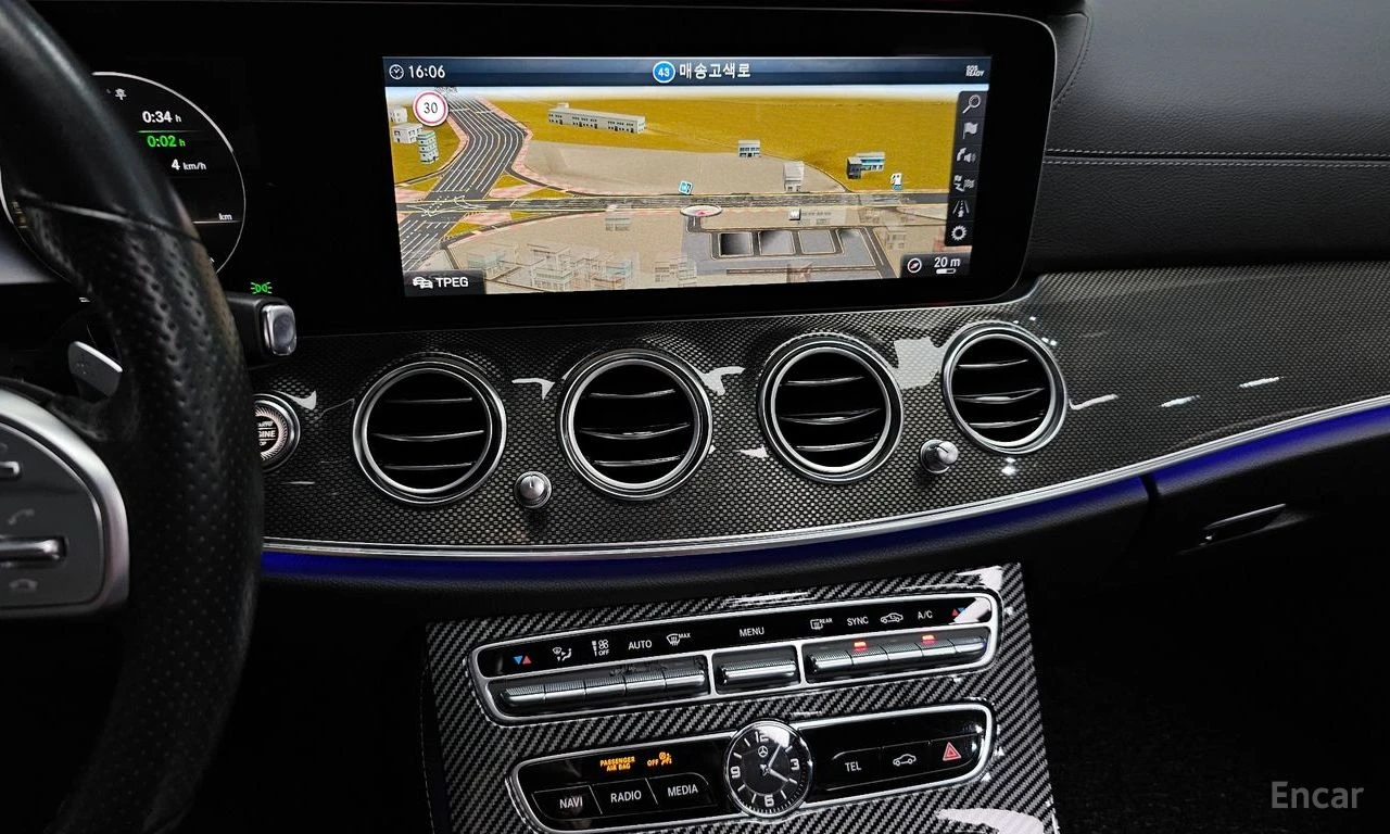 Mercedes-Benz E 350 4MATIC* AMG* BURMESTER* DISTRONIC* CARBON* ����� | Mobile.bg � ����������� 14