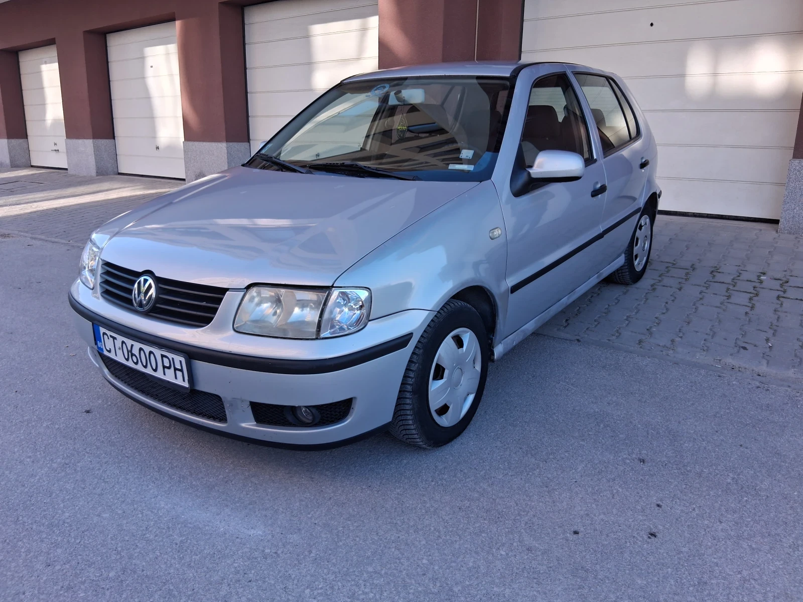 VW Polo 1.4 MPI Бензин, снимка 2 - Автомобили и джипове - 54624339