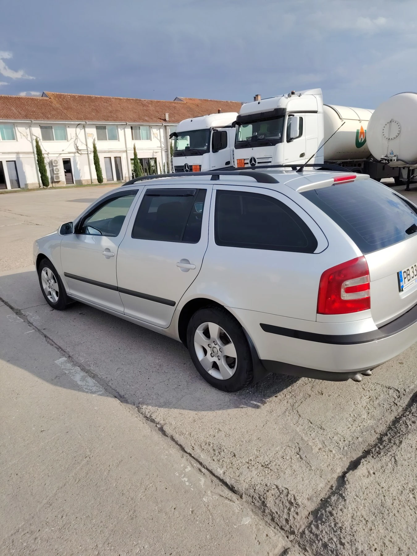Skoda Octavia TDi, снимка 7 - Автомобили и джипове - 55171997