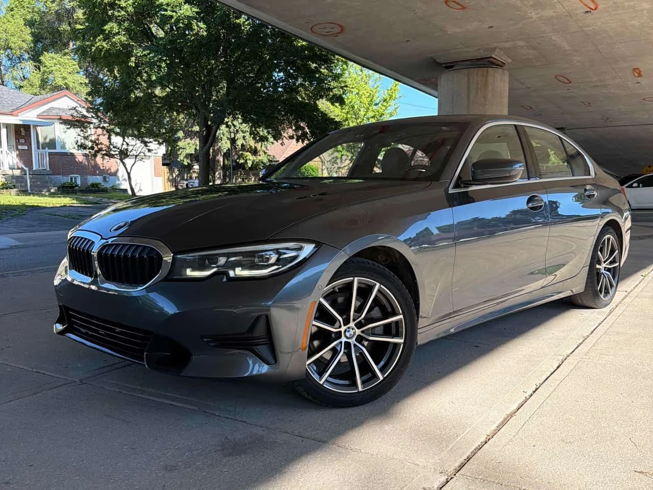 BMW 330 XDRIVE30I * HEAD UP* 360 КАМЕРА* АМБИЕНТНО* 