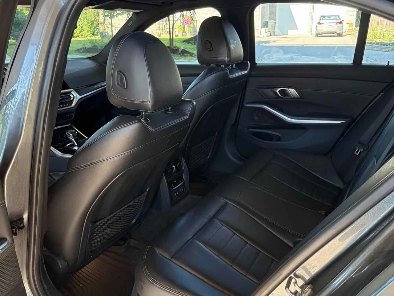 BMW 330 XDRIVE30I * HEAD UP* 360 КАМЕРА* АМБИЕНТНО* , снимка 17 - Автомобили и джипове - 55231043