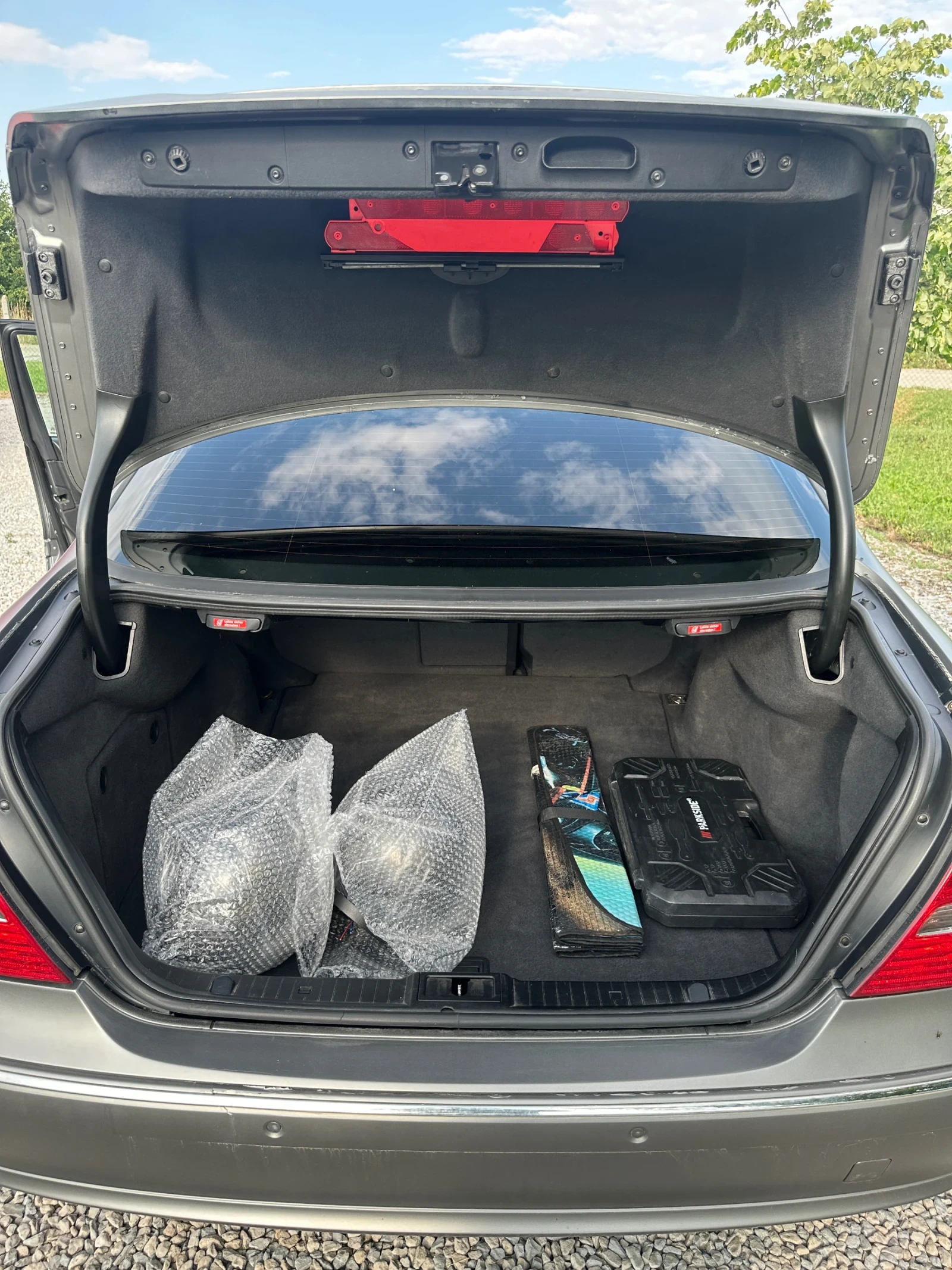 Mercedes-Benz E 320, снимка 14 - Автомобили и джипове - 55327984