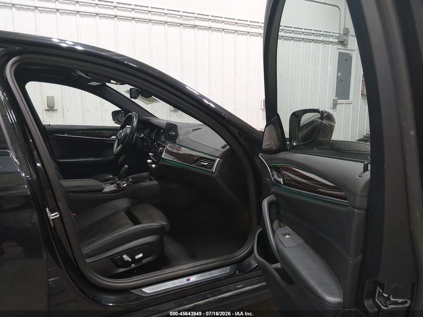 BMW 540 2017 BMW 540I XDRIVE, снимка 11 - Автомобили и джипове - 55411185