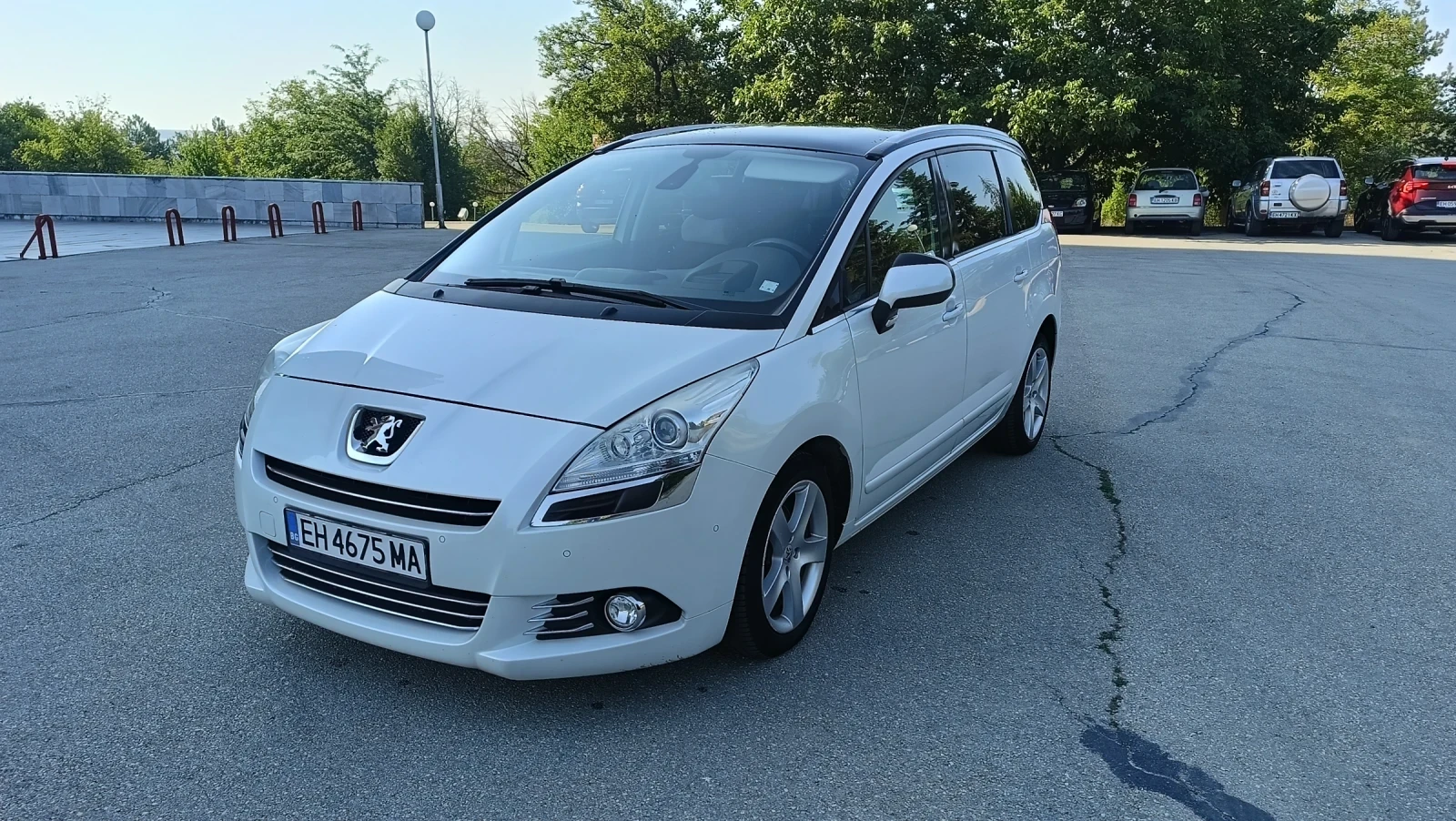Peugeot 5008, снимка 2 - Автомобили и джипове - 55582076