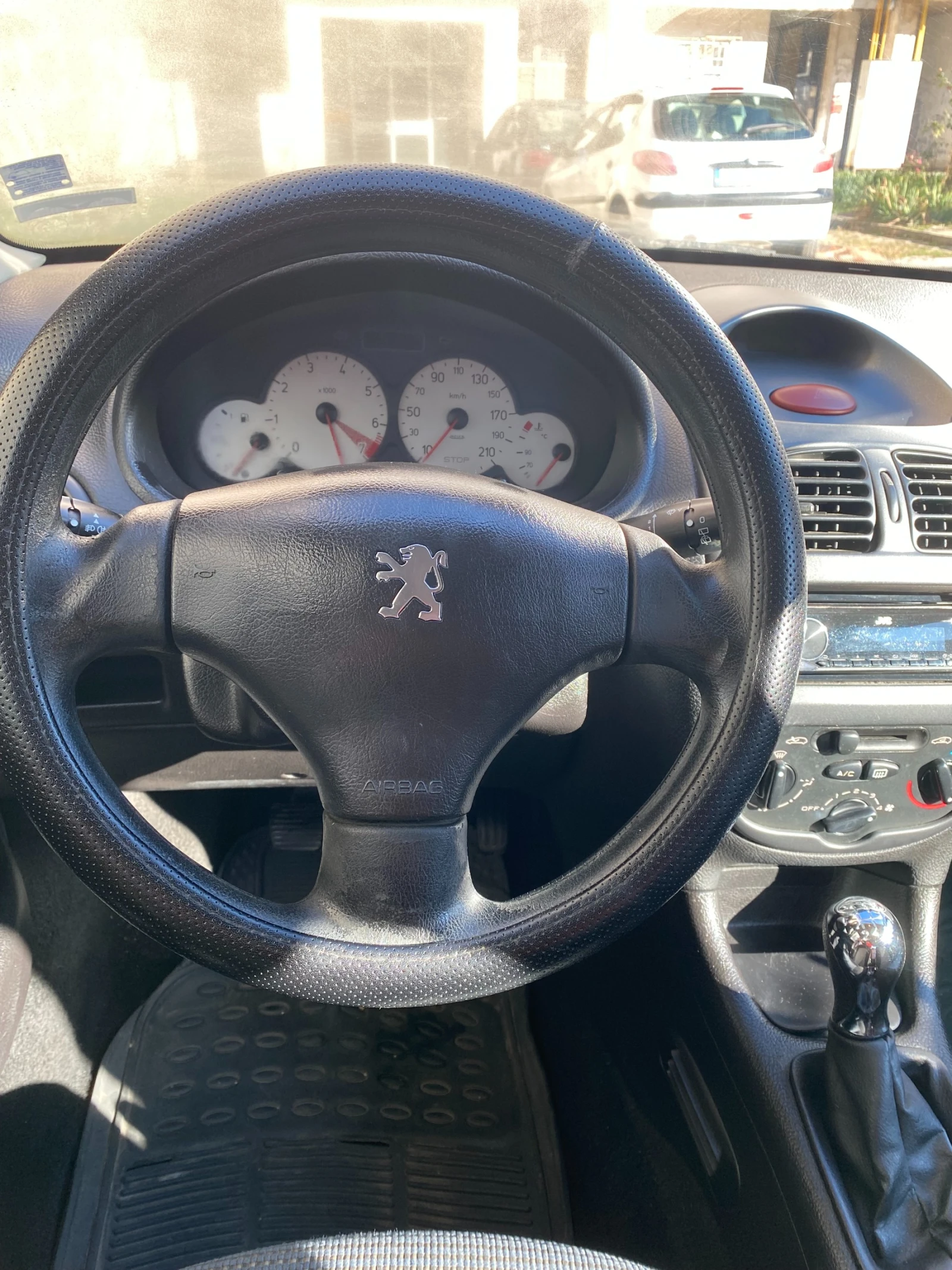 Peugeot 206, снимка 6 - Автомобили и джипове - 55632016