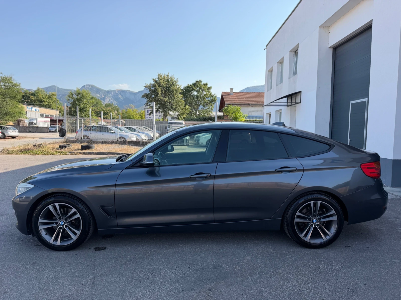 BMW 3gt 320d , снимка 2 - Автомобили и джипове - 55776728