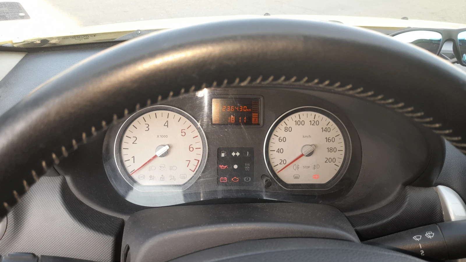 Dacia Sandero 1.5D, снимка 2 - Автомобили и джипове - 55786052