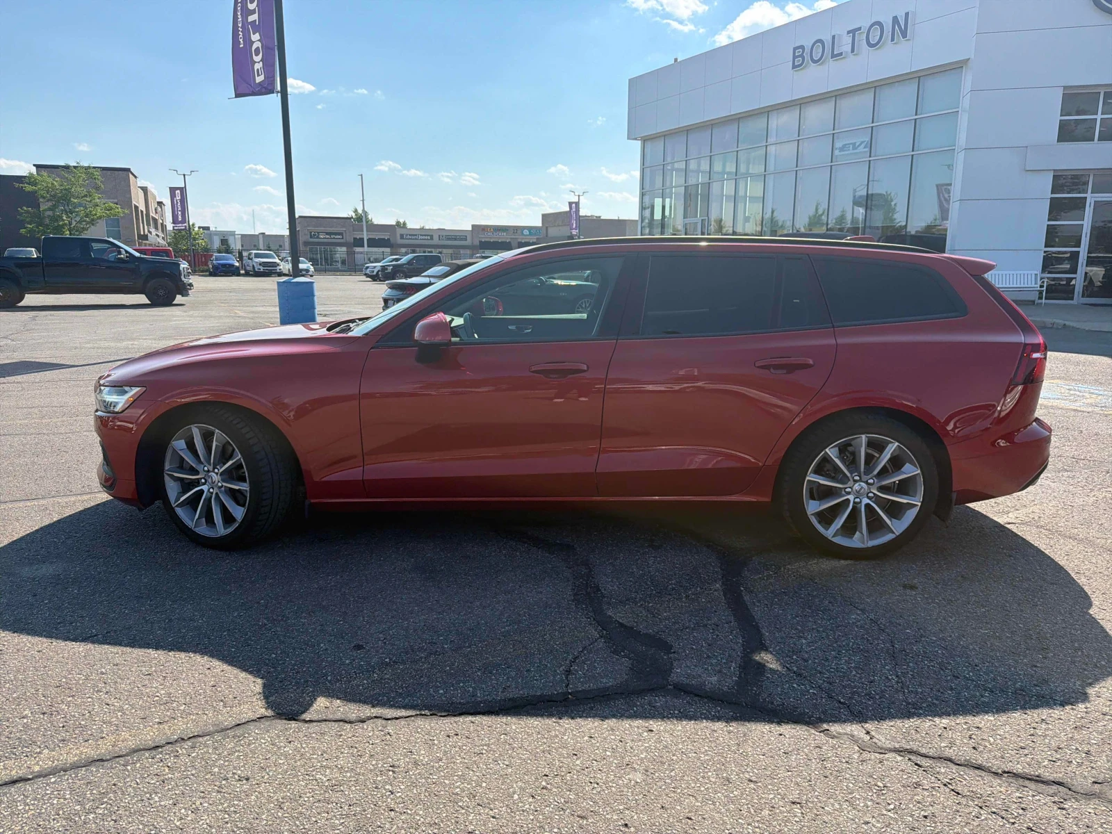 Volvo V60 * Momentum * АВТОКРЕДИТ БЕЗ ПЪРВОНАЧАЛНА ВНОСКА* , снимка 2 - Автомобили и джипове - 55901918