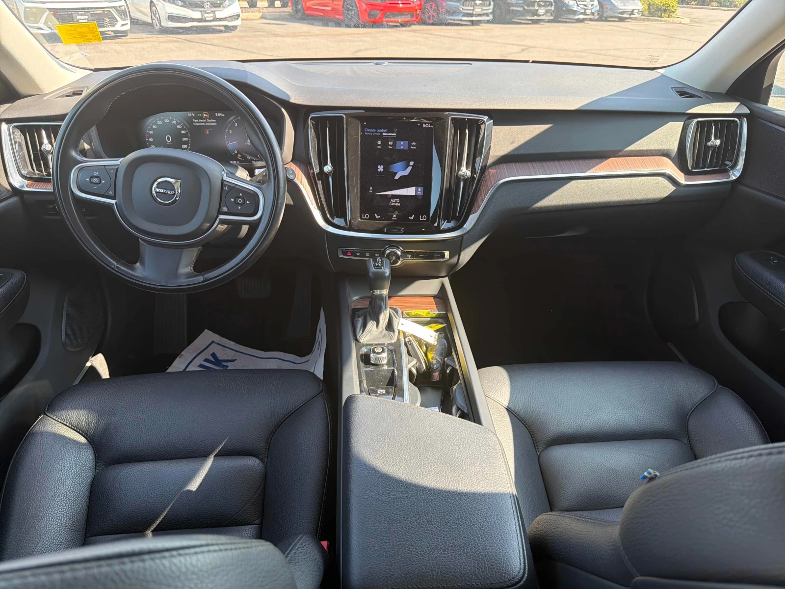 Volvo V60 * Momentum * АВТОКРЕДИТ БЕЗ ПЪРВОНАЧАЛНА ВНОСКА* , снимка 9 - Автомобили и джипове - 55901918