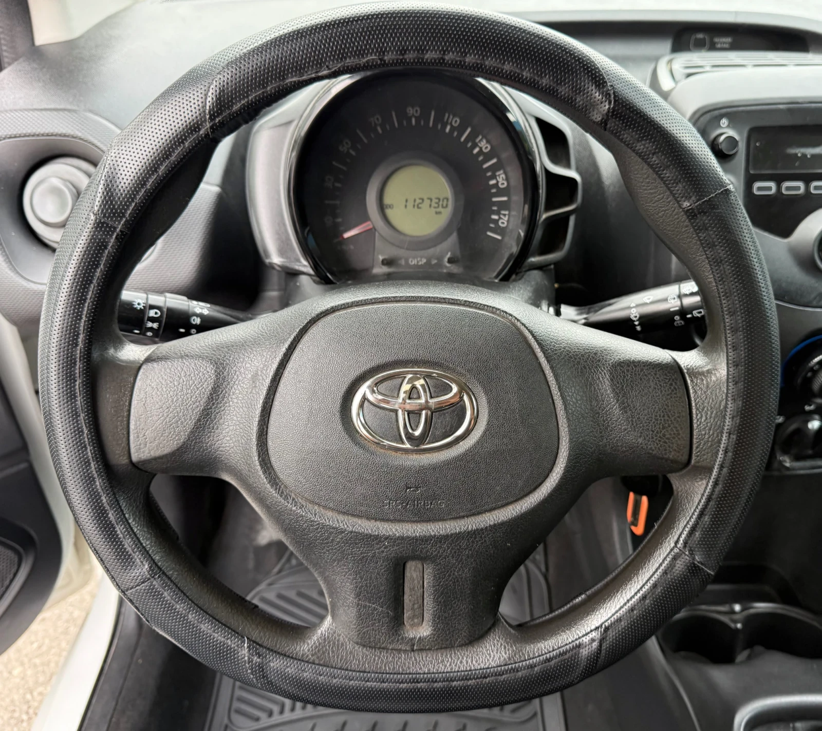 Toyota Aygo 1.0i/72kc/Facelift/Климатик/112000км/от България!, снимка 10 - Автомобили и джипове - 56166931